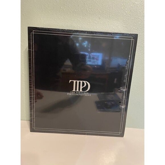 SEALED Taylor Swift - The Tortured Poets Department Vinyl Display Case, Box Set - Picture 1 of 4